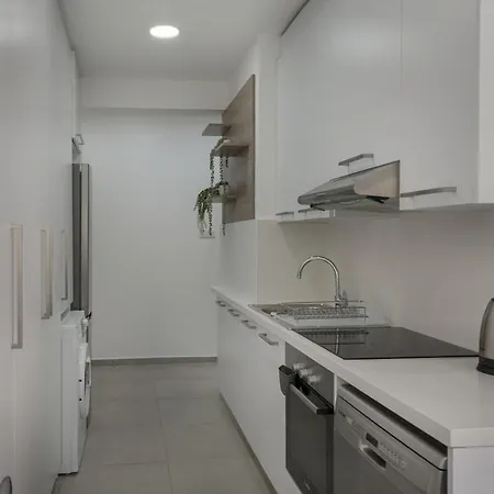 Seabreeze By Staycom Апартаменты