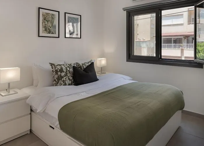 Seabreeze By Staycom * Larnaca